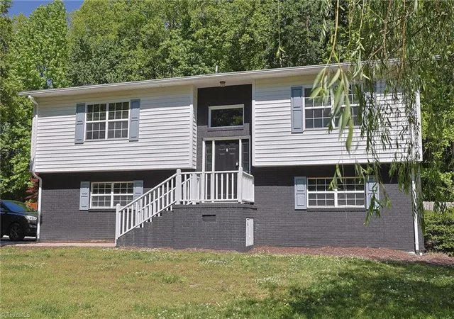 Photo 1 of Single family home for sale at 1474 Sherwood Dr, Reidsville, NC 27320 | MLS# 1229496 | Listing updated on 2026-08-07