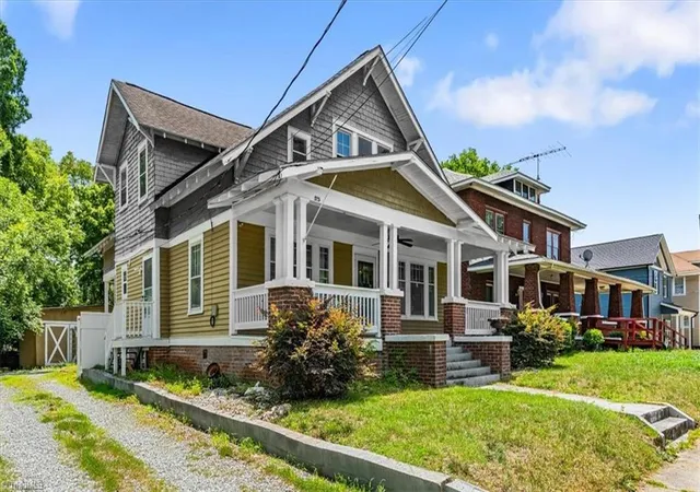Photo 3 of Single family home for sale at 516 Julian St, Greensboro, NC 27406 | MLS# 1226749 | Listing updated on 2026-09-11