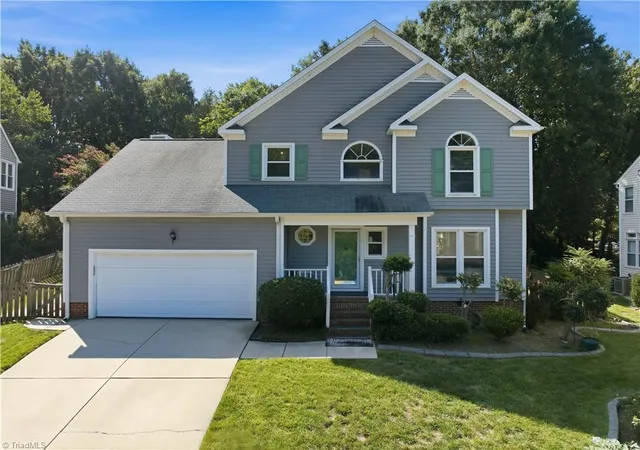 Photo 1 of Single family home for sale at 4 Cranebridge Pl, Greensboro, NC 27407 | MLS# 1231749 | Listing updated on 2026-09-12