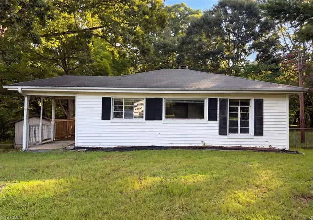 Photo 1 of Single family home for sale at 2656 Old Us Hwy 64, Lexington, NC 27295 | MLS# 1233609 | Listing updated on 2026-08-27