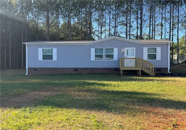 Homes for sale in Lexington, NC | 358 Ed Byerly Rd, Lexington, NC 27295 | MLS# 1225474