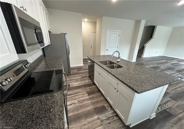 3rd image of 578 30Th Avenue Cir Ne, Hickory, NC 28601 | MLS# 1204148