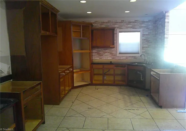 Photo 3 of Sale Pending at 4303 Myrtle Grove Dr, Gibsonville, NC 27249 | MLS# 1233332 | Listing updated on 2026-09-02