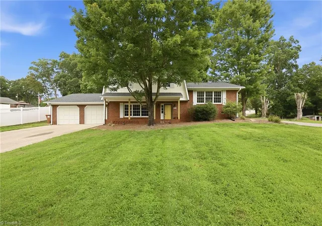 Photo 2 of Single family home for sale at 201 Jones Dr, Winston Salem, NC 27107 | MLS# 1227865 | Listing updated on 2026-09-02