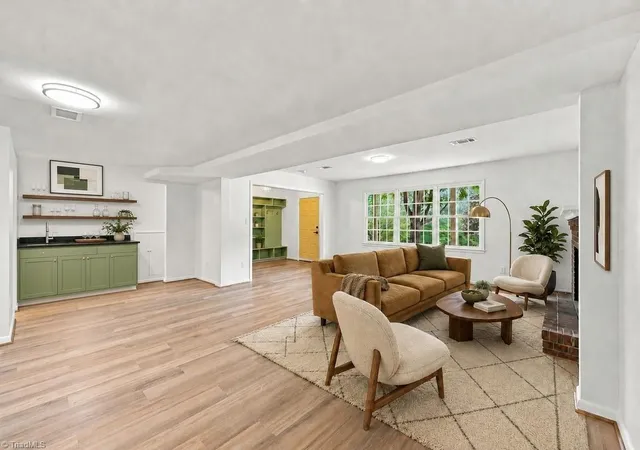 Photo 5 of Single family home for sale at 201 Jones Dr, Winston Salem, NC 27107 | MLS# 1227865 | Listing updated on 2026-09-02
