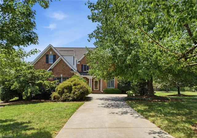 Photo 2 of Single family home for sale at 7493 Bethel View Ct, Oak Ridge, NC 27310 | MLS# 1233008 | Listing updated on 2026-09-30