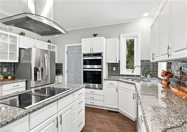 4th image of 6808 Fox Horn Cir, Pfafftown, NC 27040 | MLS# 1227095