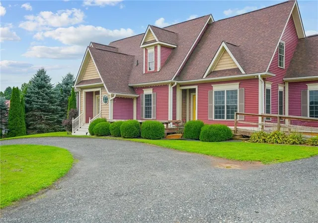 Photo 50 of Manufactured home for sale at 353 Clear Branch Dr, West Jefferson, NC 28694 | MLS# 1231522 | Listing updated on 2026-09-03