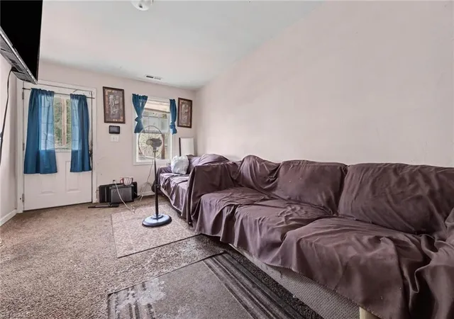 Photo 3 of Single family home for sale at 437 Fulton St, Burlington, NC 27217 | MLS# 1227845 | Listing updated on 2026-09-09