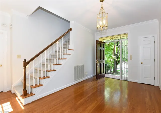 5th image of 3 Charlottesville Ct, Greensboro, NC 27410 | MLS# 1226576