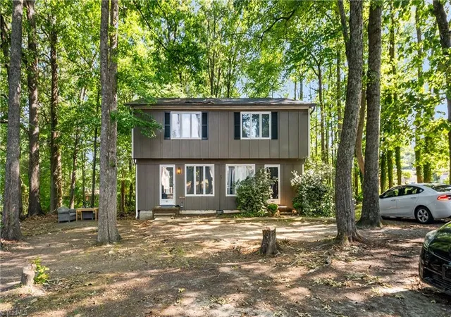 Homes for sale in High Point, NC | 4021-4023 Knollwood Dr, High Point, NC 27263 | MLS# 1221779