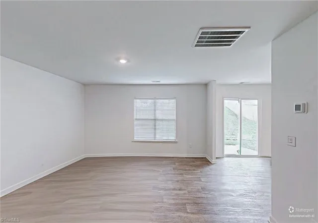 Photo 3 of Single family home for sale at 164 Sparrow Ln, Lexington, NC 27295 | MLS# 1227748 | Listing updated on 2026-09-27