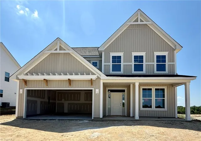 Photo 1 of Single family home for sale at 386 Yarrow Dr, Lexington, NC 27295 | MLS# 1221999 | Listing updated on 2026-09-04