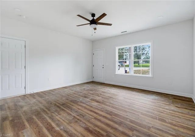 Photo 3 of Sale Pending at 1019 Duggins St, Kernersville, NC 27284 | MLS# 1231058 | Listing updated on 2026-08-19