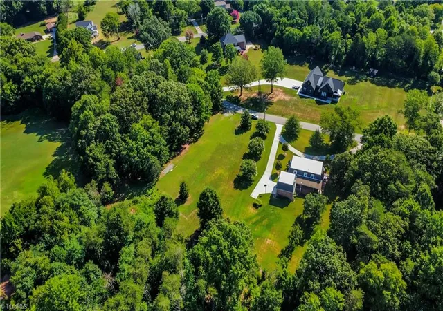 Photo 4 of Sale Pending at 126 Hogan Dr, Stoneville, NC 27048 | MLS# 1228178 | Listing updated on 2026-10-03