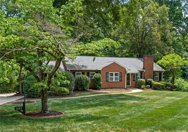 2nd image of 1103 Peace Haven Rd, Winston Salem, NC 27104 | MLS# 1223828