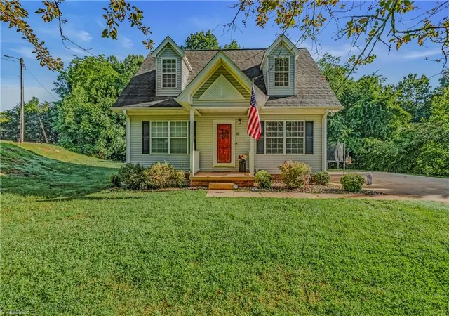 Homes for sale in Elkin, NC | 145 Wisconsin Ave, Elkin, NC 28621 | MLS# 1223412