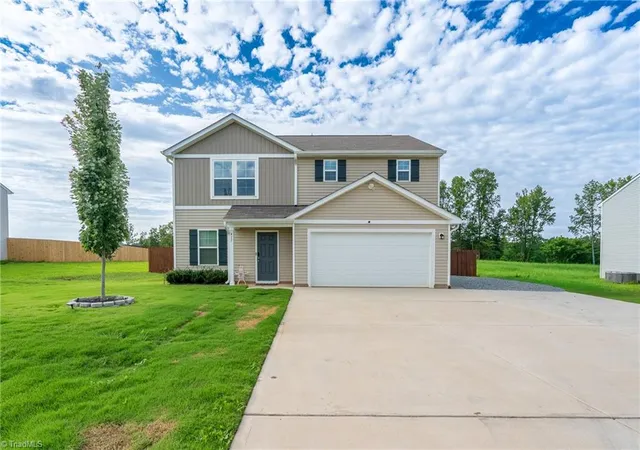 Photo 1 of Sale Pending at 417 Sundial Dr, Lexington, NC 27295 | MLS# 1233465 | Listing updated on 2026-09-01
