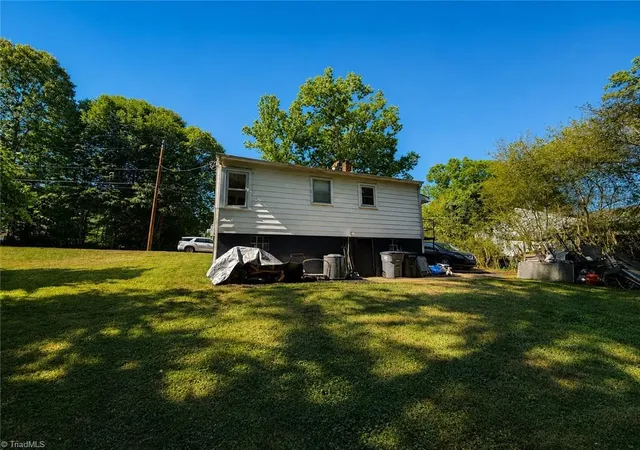Homes for sale in Elkin, NC | 158 Wisconsin Ave, Elkin, NC 28621 | MLS# 1222799