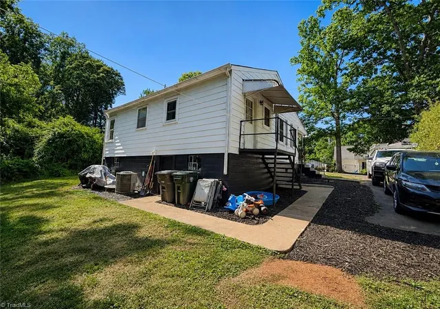 Homes for sale in Elkin, NC | 158 Wisconsin Ave, Elkin, NC 28621 | MLS# 1222799