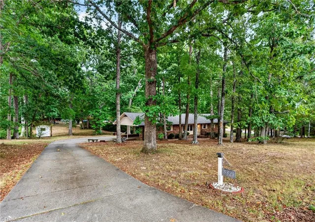 5th image of 5325 Audrey Rd, Greensboro, NC 27406 | MLS# 1224848