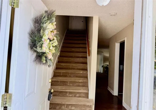 Photo 2 of Single family home for sale at 5900 King Charles Ct, Clemmons, NC 27012 | MLS# 1227308 | Listing updated on 2026-08-29