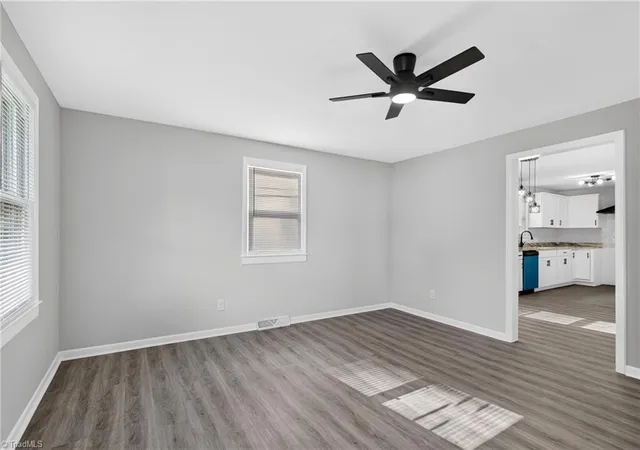 Photo 4 of Single family home for sale at 918 Beaumont Ave, High Point, NC 27260 | MLS# 1228094 | Listing updated on 2026-09-15