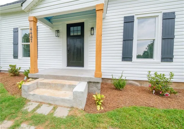 Photo 2 of Sale Pending at 4467 Us Hwy 158, Advance, NC 27006 | MLS# 1233006 | Listing updated on 2026-09-16