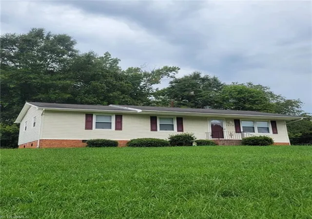 1st image of 3878 Pembrooke Rd, Winston Salem, NC 27106 | MLS# 1231330