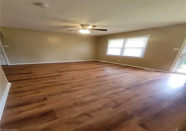 4th image of 3878 Pembrooke Rd, Winston Salem, NC 27106 | MLS# 1231330