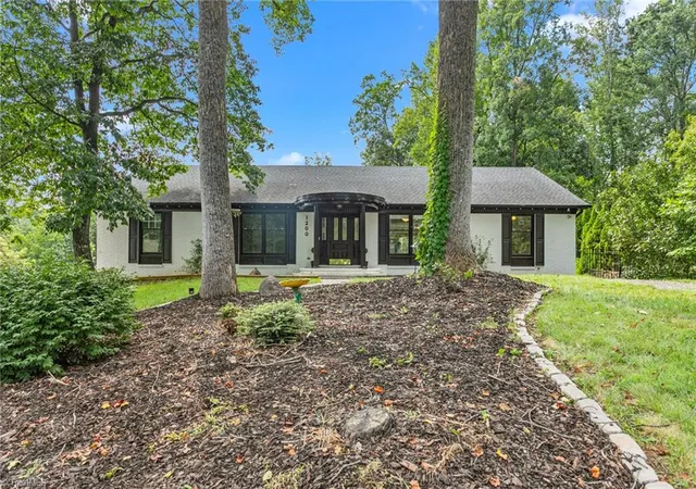 Photo 3 of Single family home for sale at 1200 Quail Hollow Rd, Kernersville, NC 27284 | MLS# 1233566 | Listing updated on 2026-09-24