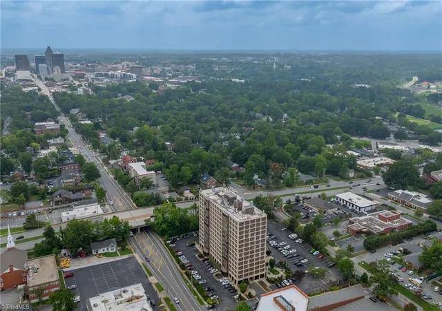 33rd image of 1101 N Elm St #904, Greensboro, NC 27401 | MLS# 1230551