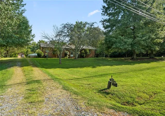 Photo 3 of Single family home for sale at 2294 N Old Greensboro Rd, High Point, NC 27265 | MLS# 1233824 | Listing updated on 2026-09-13