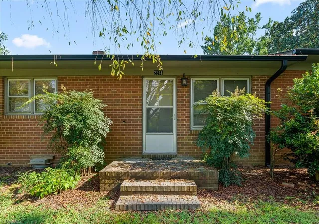 Photo 3 of Single family home for sale at 2294 N Old Greensboro Rd, High Point, NC 27265 | MLS# 1233824 | Listing updated on 2026-09-13