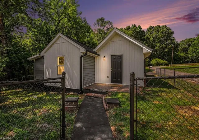 Homes for sale in Eden, NC | 607 Truman St, Eden, NC 27288 | MLS# 1225391