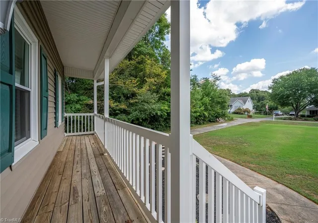 image of 1113 Ridgecliff Dr, Rural Hall, NC 27045 | MLS# 1232860
