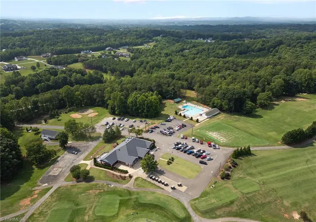 49th image of 175 Sandtrap Ln, Pilot Mountain, NC 27041 | MLS# 1226558