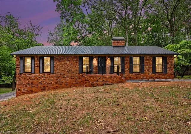 2nd image of 3318 Oak Ridge Rd, Summerfield, NC 27358 | MLS# 1226035