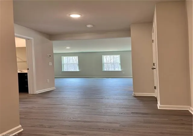 Photo 4 of Sale Pending at 670 Oakwood Cir, Lexington, NC 27295 | MLS# 1231035 | Listing updated on 2026-10-07