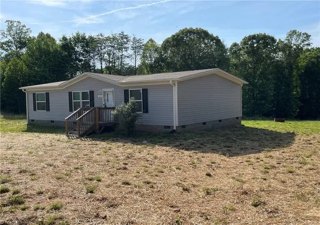 Homes for sale in Walnut Cove, NC | 1111 Fulp Rd, Walnut Cove, NC 27052 | MLS# 1222672