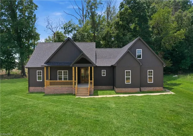 1st image of 1520 Pack Ln, Mebane, NC 27302 | MLS# 1226763