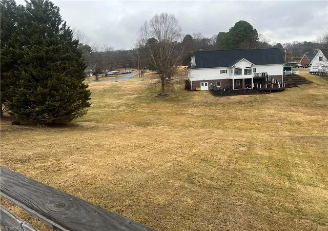 Photo 3 of Single family home for sale at 417 Fulton Ave, Mount Airy, NC 27030 | MLS# 1209726 | Listing updated on 2026-09-03