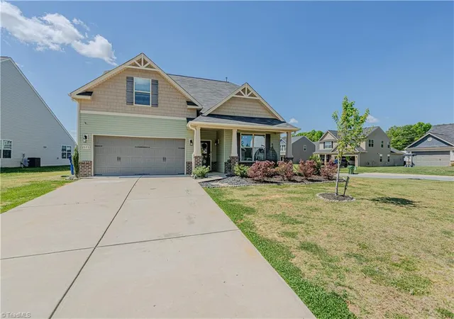 Photo 3 of Single family home for sale at 2575 Lacy Holt Rd, Graham, NC 27253 | MLS# 1217081 | Listing updated on 2026-07-15