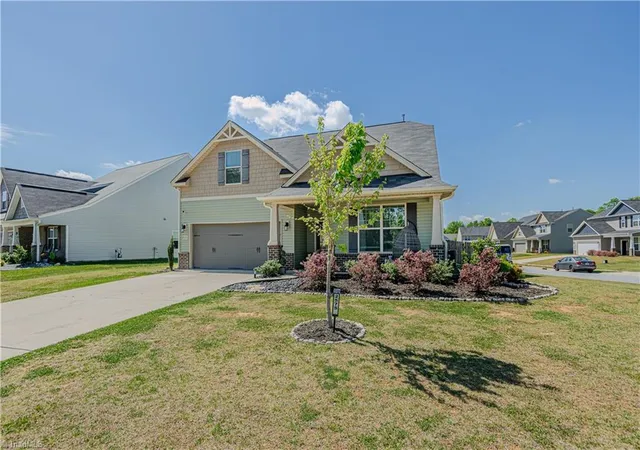 Photo 4 of Single family home for sale at 2575 Lacy Holt Rd, Graham, NC 27253 | MLS# 1217081 | Listing updated on 2026-07-15