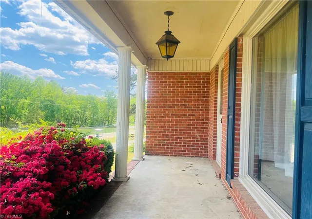 Homes for sale in Mount Airy, NC | 505 Belvue Dr, Mount Airy, NC 27030 | MLS# 1217316