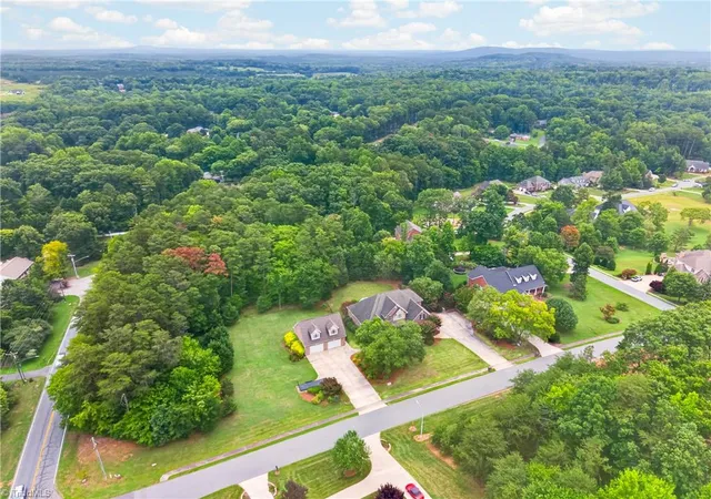 Photo 3 of Single family home for sale at 439 Sykes Farm Rd, Asheboro, NC 27205 | MLS# 1229565 | Listing updated on 2026-08-11