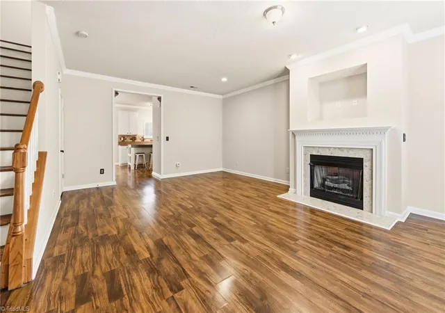 Photo 3 of Sale Pending at 118 Heritage Crk Way, Greensboro, NC 27405 | MLS# 1231393 | Listing updated on 2026-09-15
