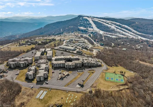 Photo 2 of Manufactured home for sale at 301 Pinnacle Inn Rd #3130, Beech Mountain, NC 28604 | MLS# 1177046 | Listing updated on 2026-09-03