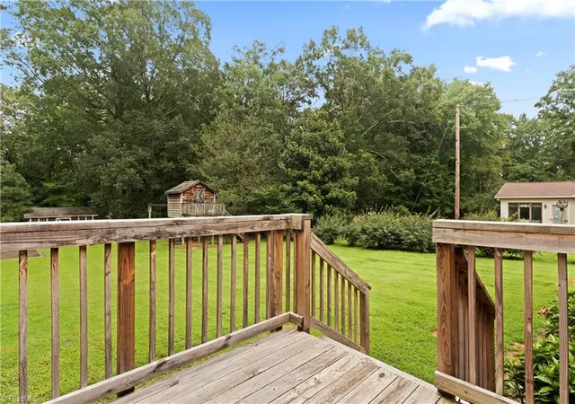 Homes for sale in Denton, NC | 320 Forest Park Dr, Denton, NC 27239 | MLS# 1191174