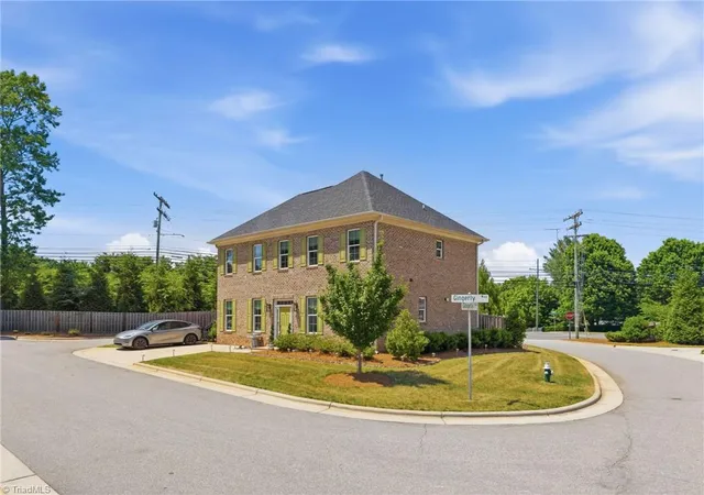 4th image of 2 Gingerly Wy, Greensboro, NC 27455 | MLS# 1224474